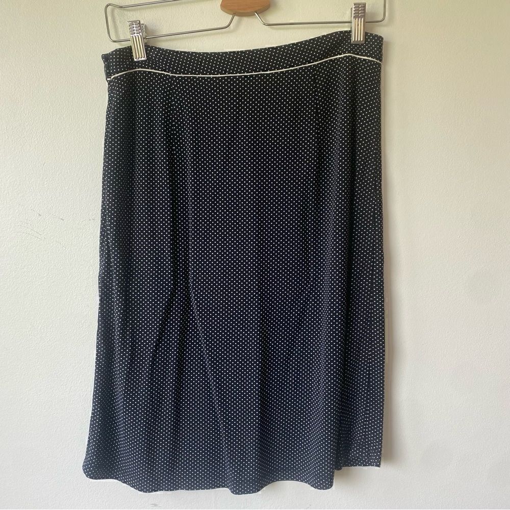 Vintage Ann Taylor size 6 black/white polka dot skirt‎